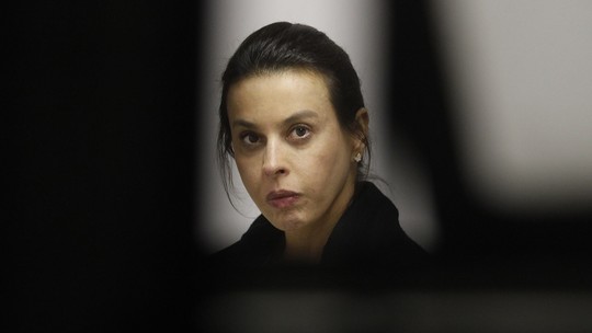 Justiça expede alvará para prisão domiciliar de mulher de Cabral