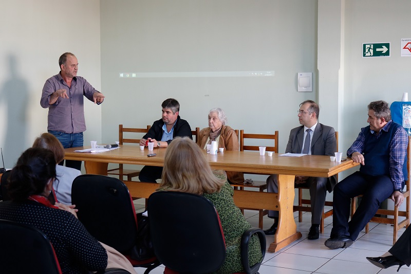 Câmara participa de reunião sobre a transição da gestão da UPA ao município