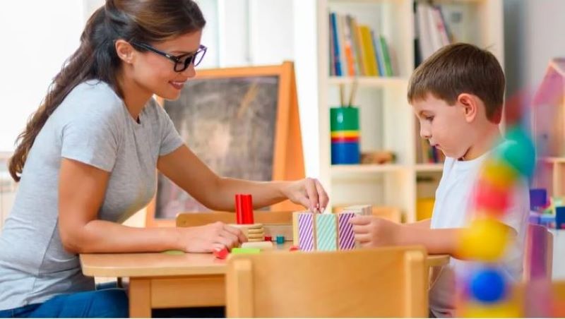 Educação convoca candidatos para segunda atribuição de bolsista estagiário