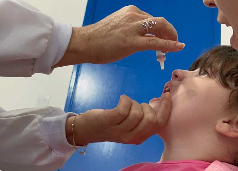 Baixa procura por vacina da poliomielite preocupa Saúde