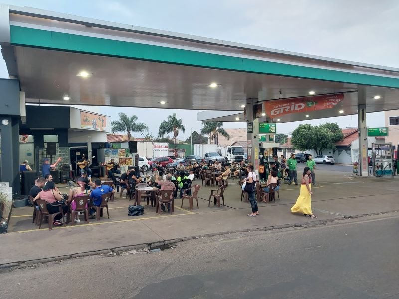 Happy hour do Posto Vitória é sucesso de público a cada edição