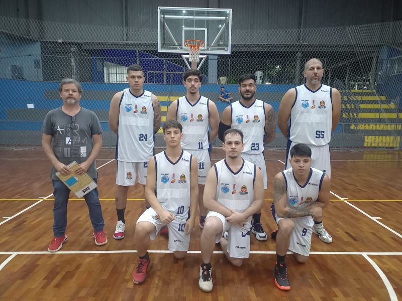 Basquete Assis masculino adulto vence o time Yara Clube