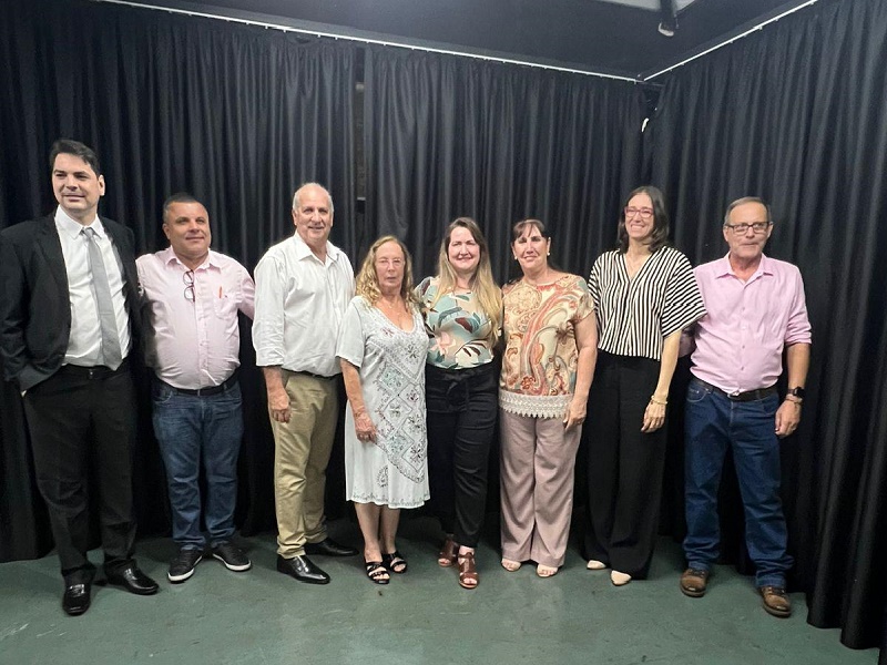 Prefeita eleita de Tarumã, Adriana Roncada apresenta secretariado para gestão 2025-2028