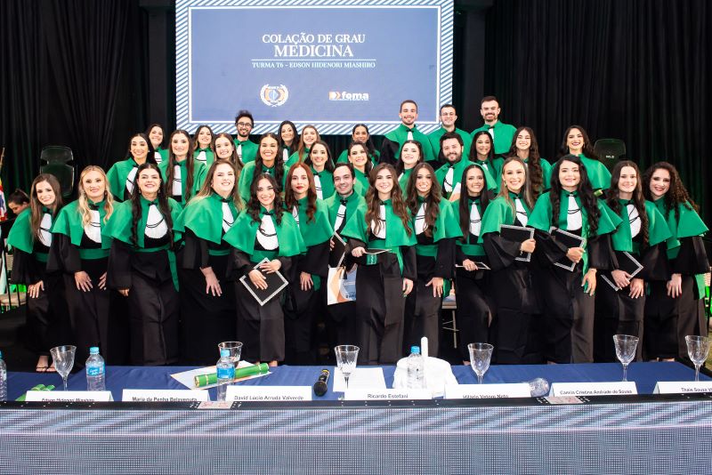 FEMA realiza Colação de Grau e celebra formandos de sua 6ª turma de Medicina