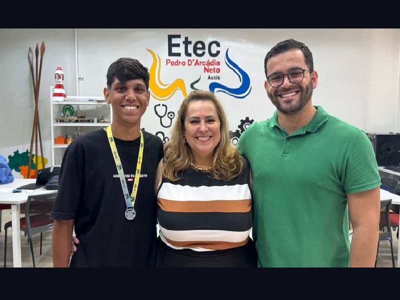 Aluno da ETEC de Assis conquista medalha de prata nas Olimpíadas de Educação Financeira