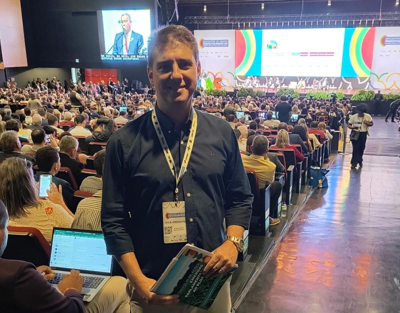 Vice-Prefeito Alexandre Cachorrão participa do Lançamento Nacional do NOVO PAC