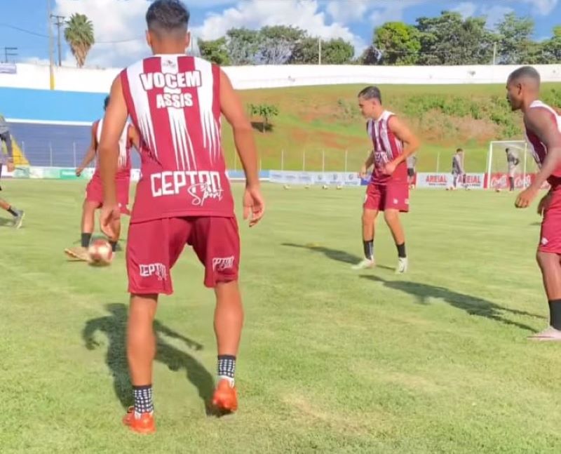 VOCEM enfrenta Colorado Caieiras hoje, às 19h30, no Tonicão