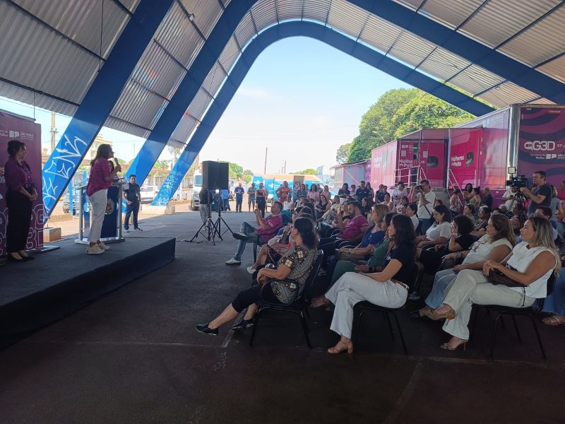 Secretária estadual de Políticas para a Mulher faz abertura do programa SP Por Todas em Assis