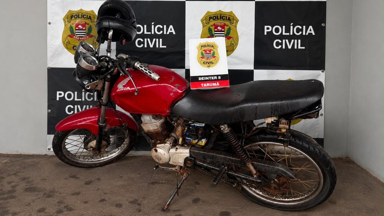 Polícia Civil recupera moto furtada e prende jovem em flagrante em Tarumã