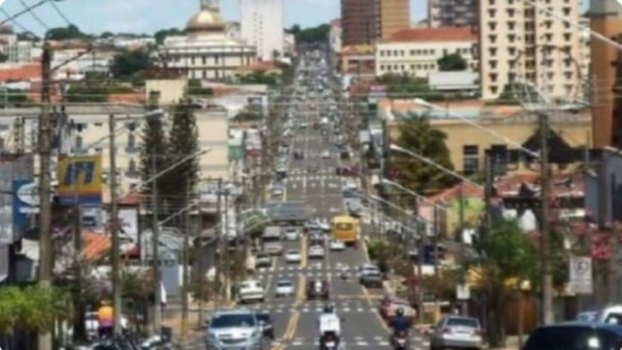 Veja o que abre e fecha em Assis no feriado de 12 de outubro